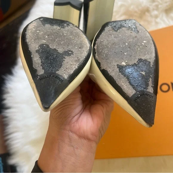 *SOLD* LOUIS VUITTON Pump Heels Wedge Leather Snake LV Print - Picture 7 of 11